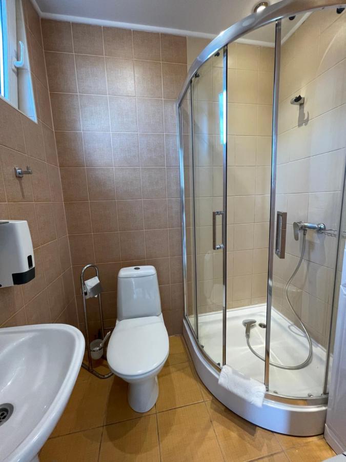 Apartments With Kitchen And Garden Kiev Bagian luar foto